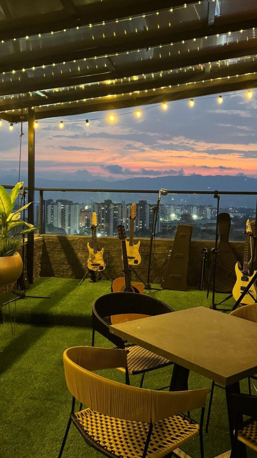 בוקארמנגה Hotel Brc מראה חיצוני תמונה