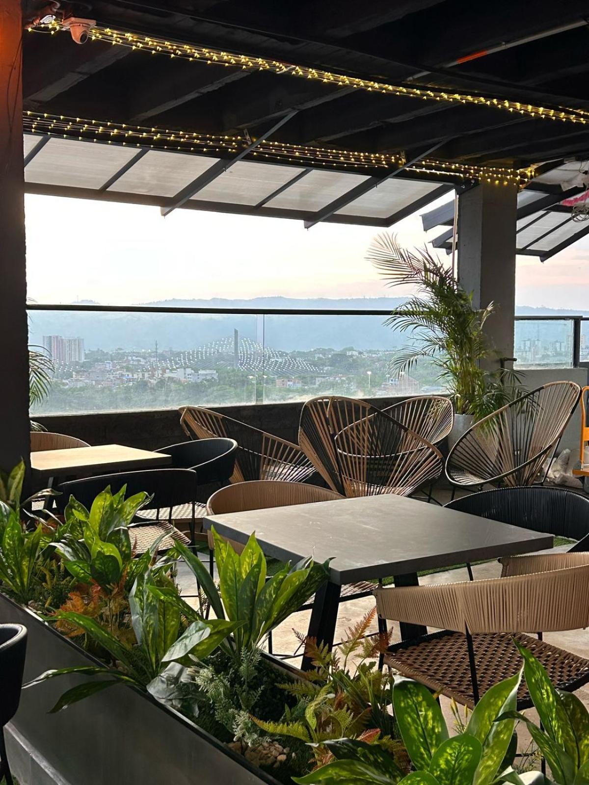 בוקארמנגה Hotel Brc מראה חיצוני תמונה
